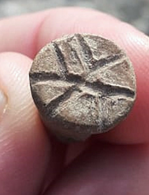 В Крыму археологи обнаружили древнюю керамическую мастерскую: фото с места раскопок